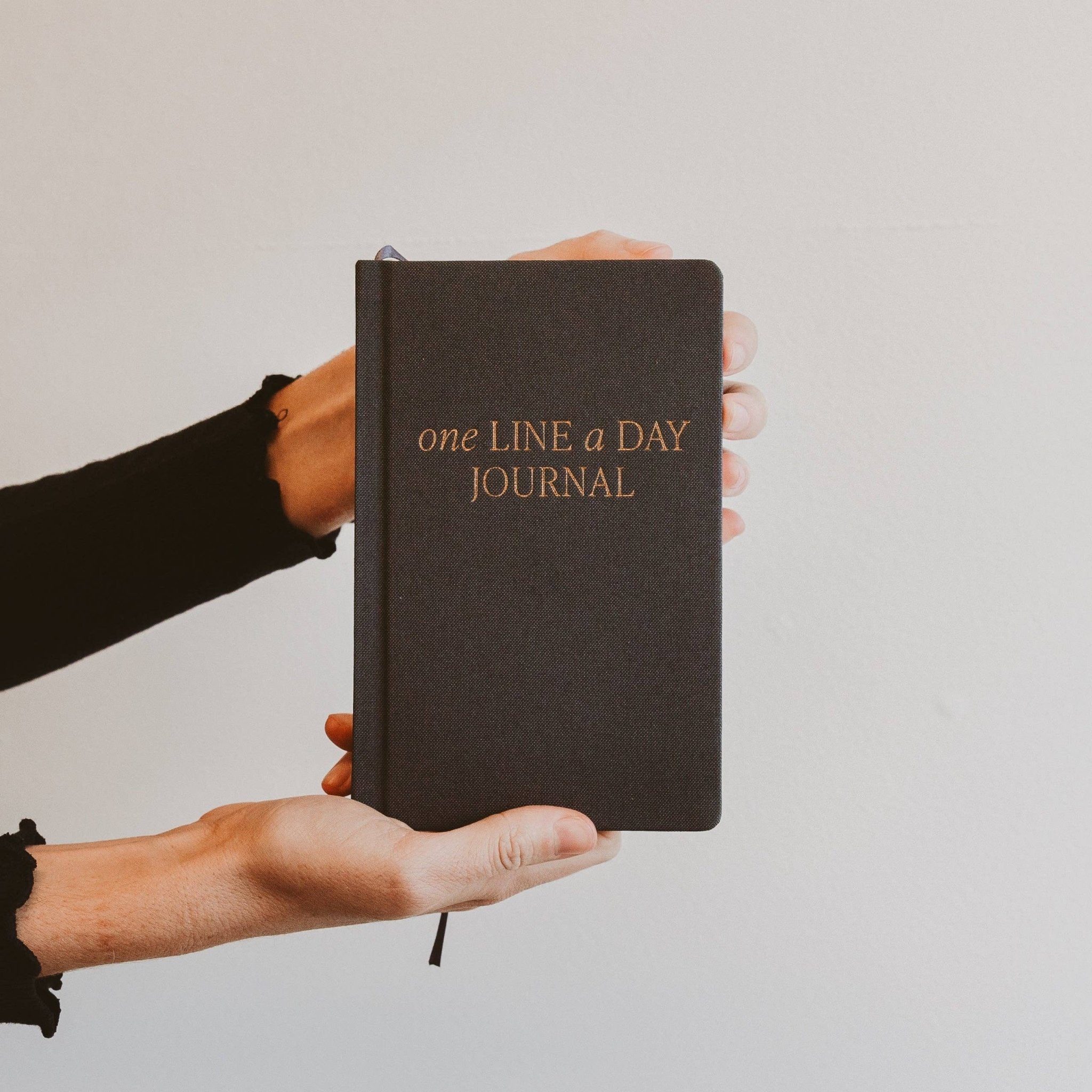 One Line A Day Fabric Journal - HER Home Design Boutique